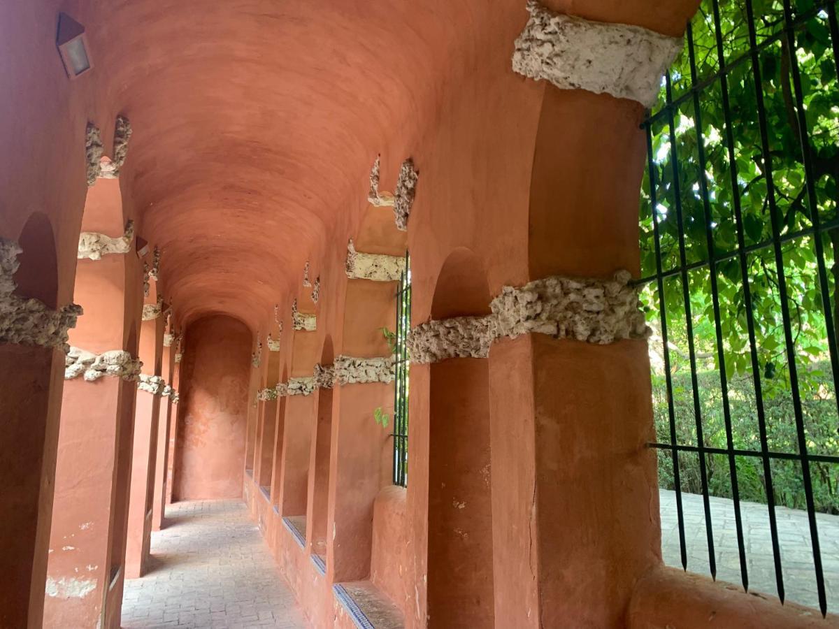 Apartamento Puerta Carmona Sevilla Kültér fotó