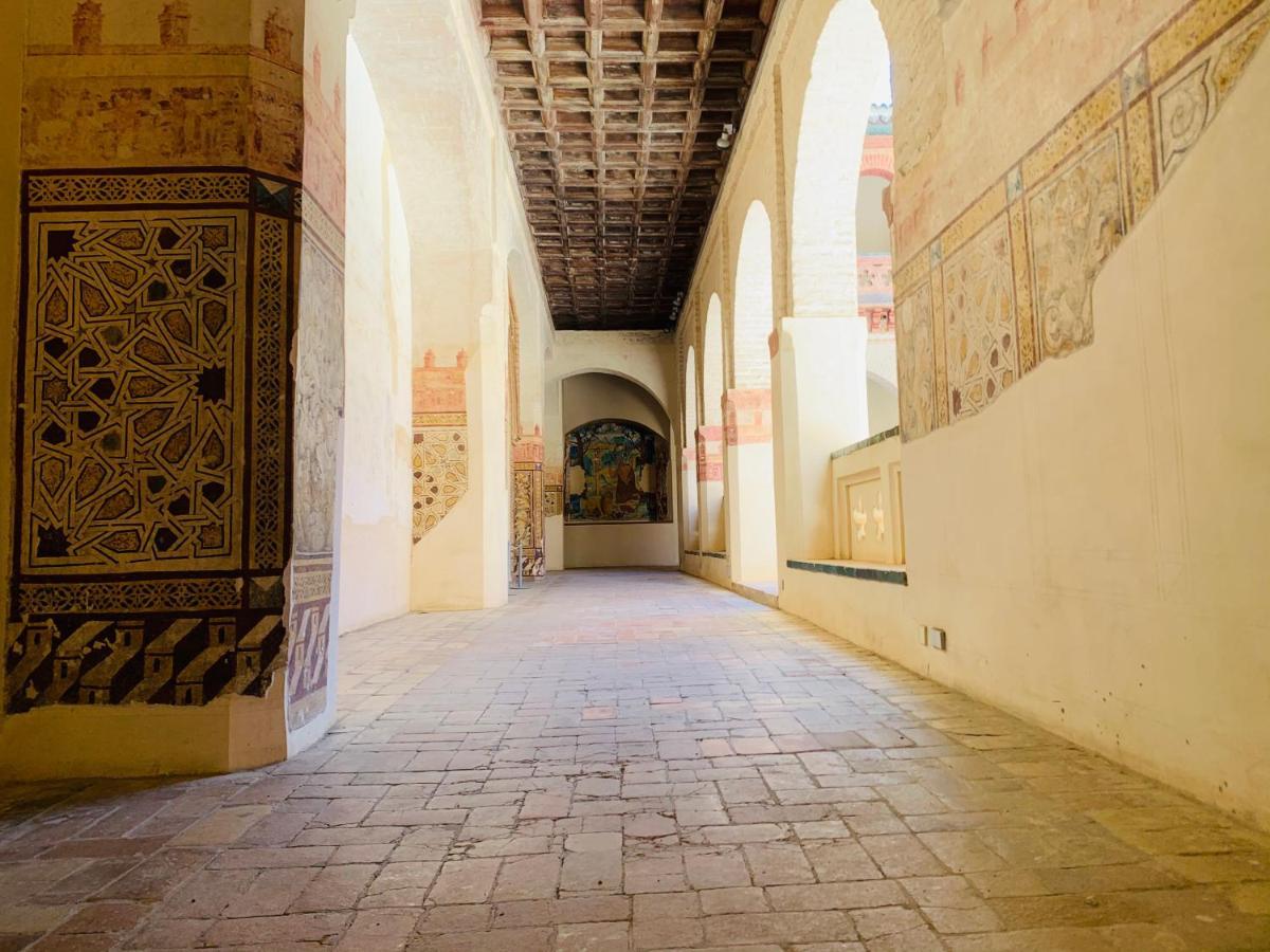 Apartamento Puerta Carmona Sevilla Kültér fotó