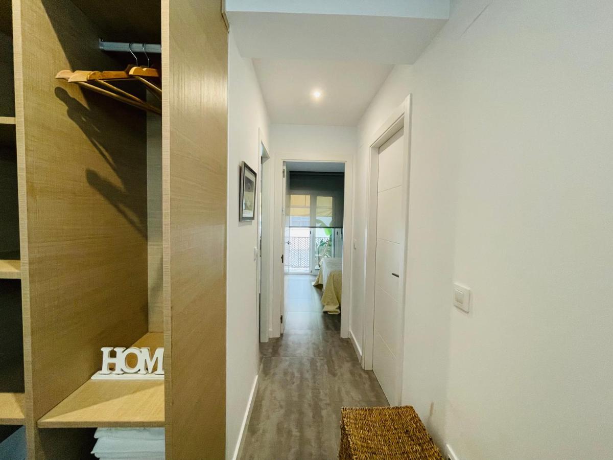 Apartamento Puerta Carmona Sevilla Kültér fotó