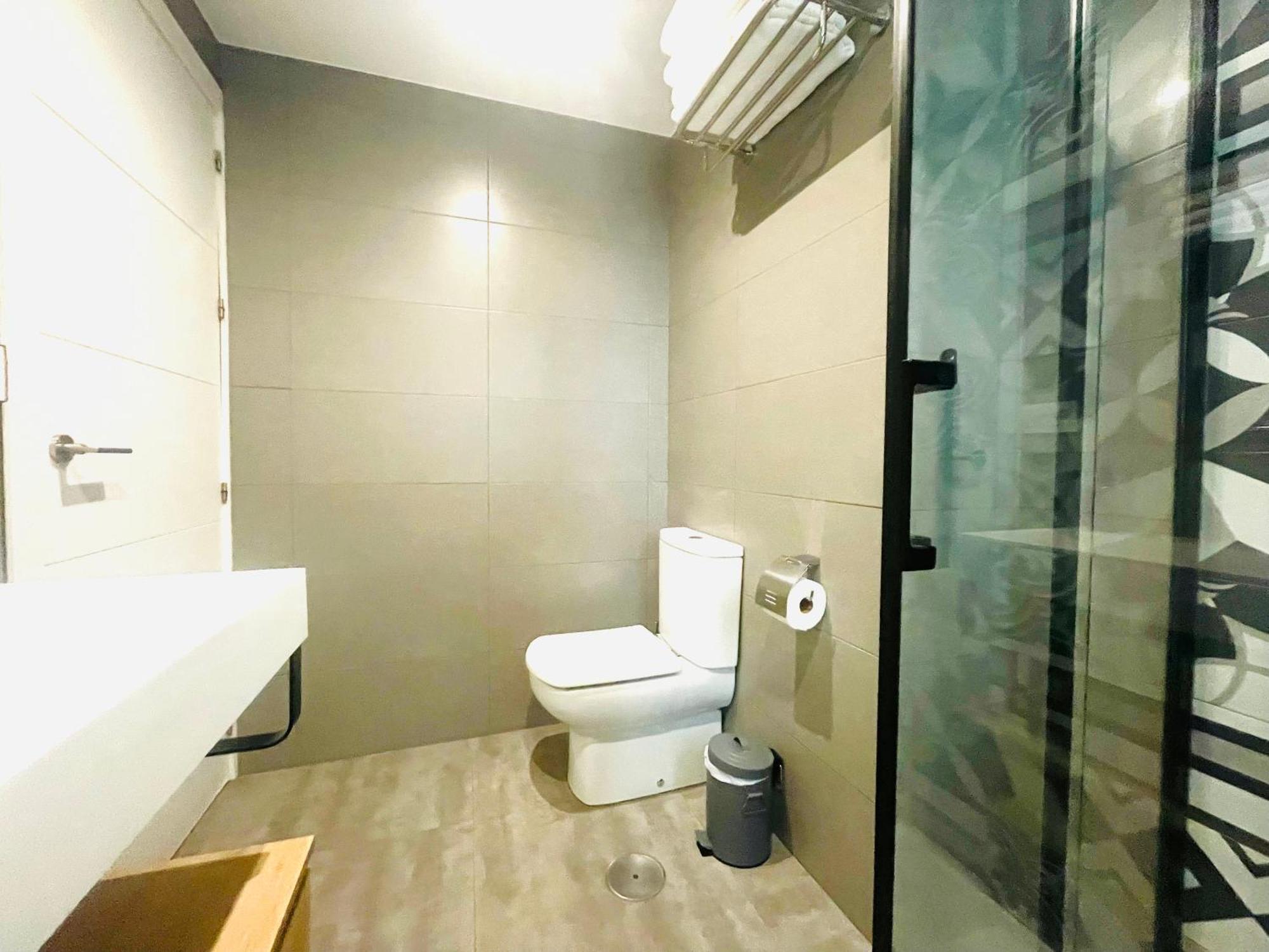 Apartamento Puerta Carmona Sevilla Kültér fotó